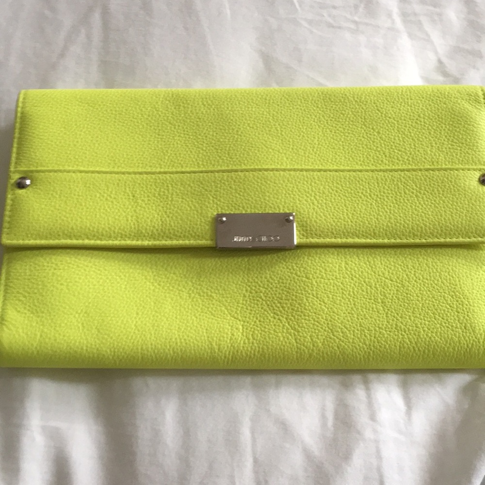 Jimmy choo clutch
